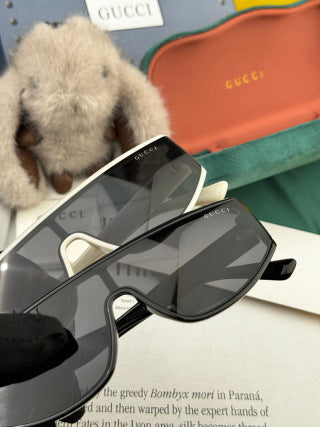 GUCCI RECTANGULAR FRAME SUNGLASSES G3109 IN ACETATE