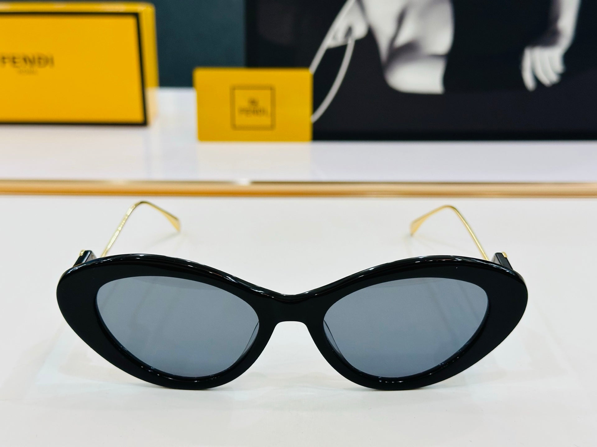 FENDI FF DIAMONDS CAT EYE FRAME SUNGLASSES E3019 IN ACETATE