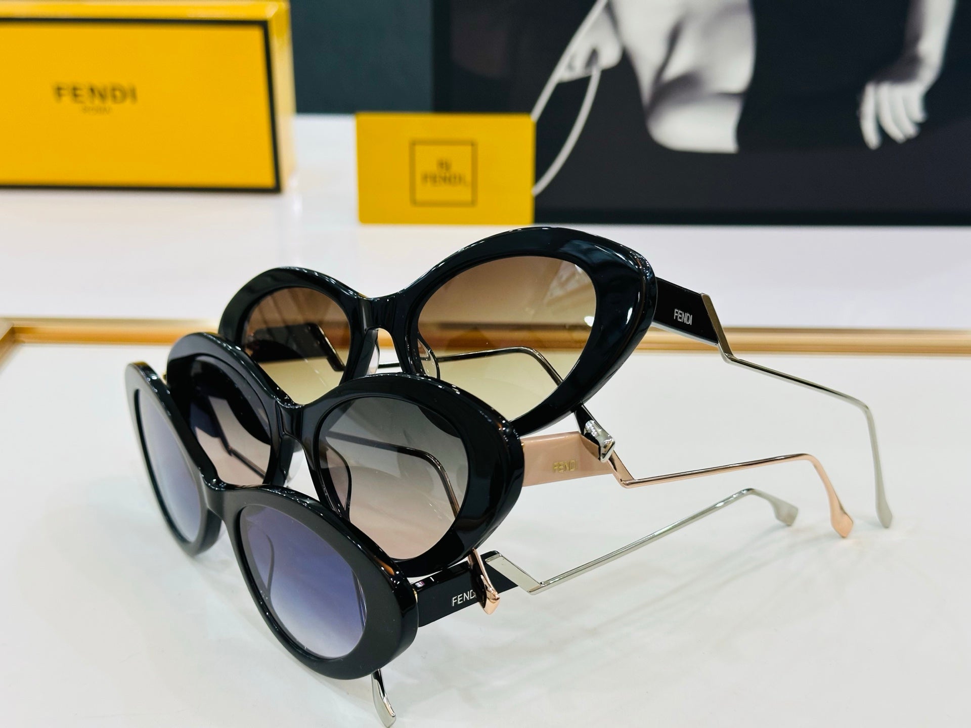 FENDI FF DIAMONDS CAT EYE FRAME SUNGLASSES E3019 IN ACETATE