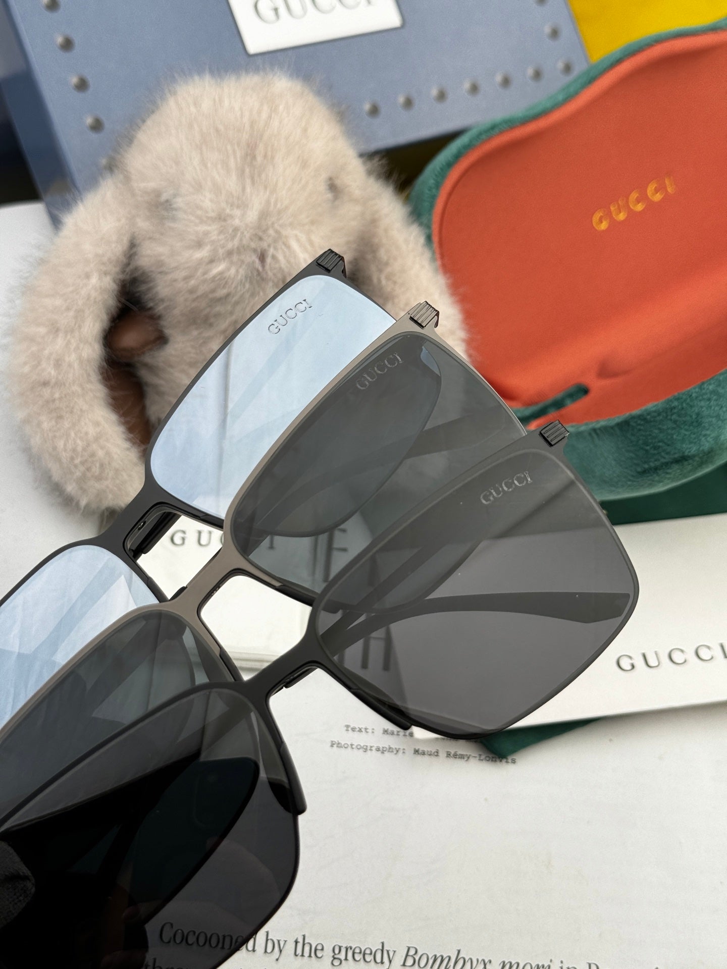 GUCCI RECTANGULAR FRAME SUNGLASSES G01810 IN METAL