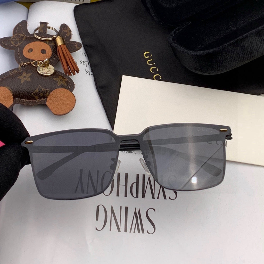 GUCCI RECTANGULAR FRAME SUNGLASSES G11363 IN METAL