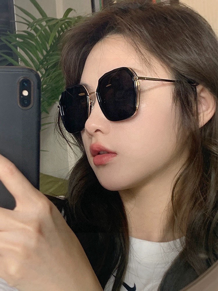 GUCCI SQUARE FRAME SUNGLASSES G6581 IN ACETATE AND METAL