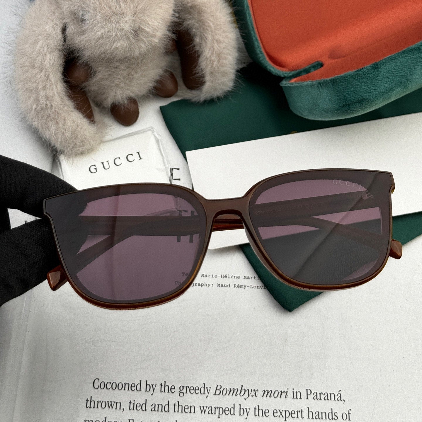 GUCCI SQUARE FRAME SUNGLASSES G97722 IN ACETATE