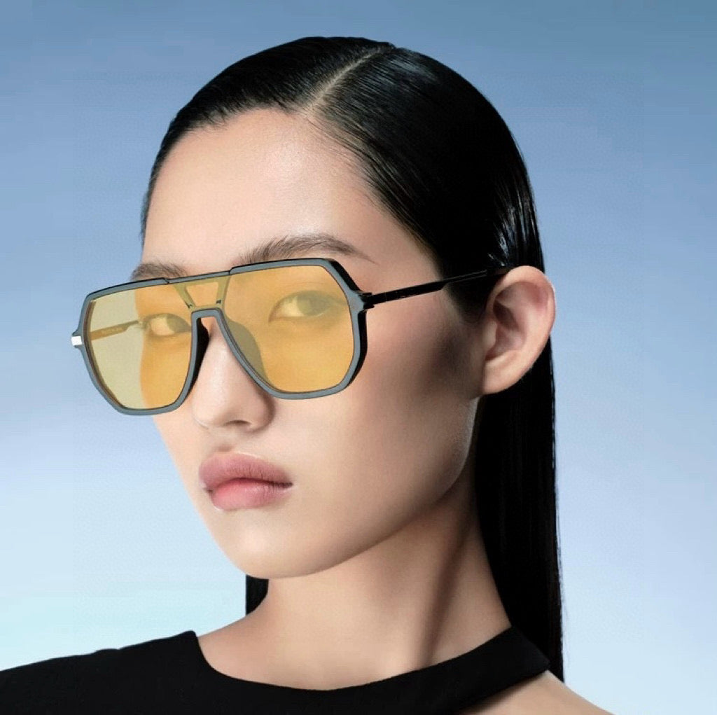 GUCCI NAVIGATOR FRAME SUNGLASSES G811 IN ACETATE