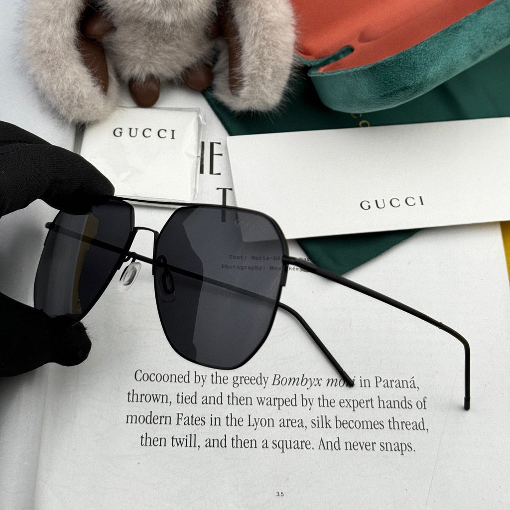 GUCCI NAVIGATOR FRAME SUNGLASSES G01810 IN METAL