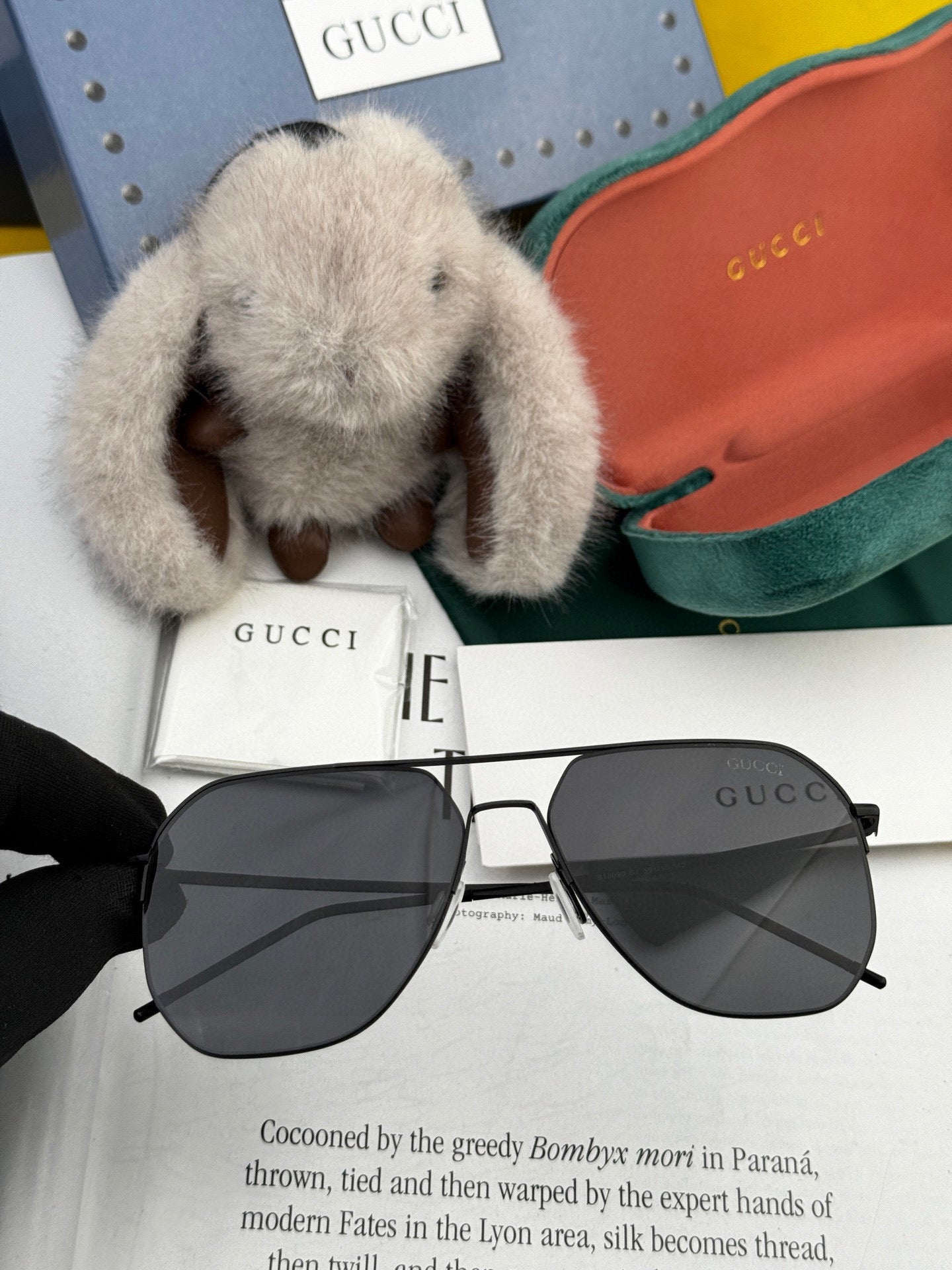 GUCCI NAVIGATOR FRAME SUNGLASSES G01810 IN METAL