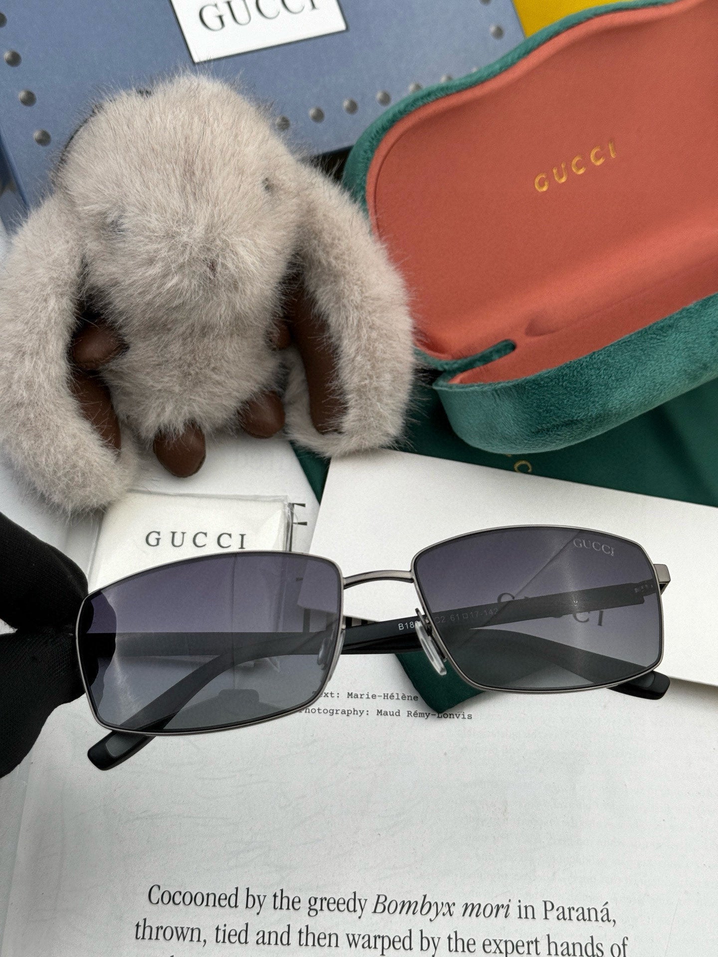 GUCCI RECTANGULAR FRAME SUNGLASSES G51806 IN METAL