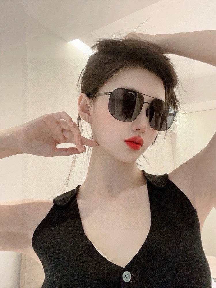 GUCCI NAVIGATOR FRAME SUNGLASSES 7515 IN METAL