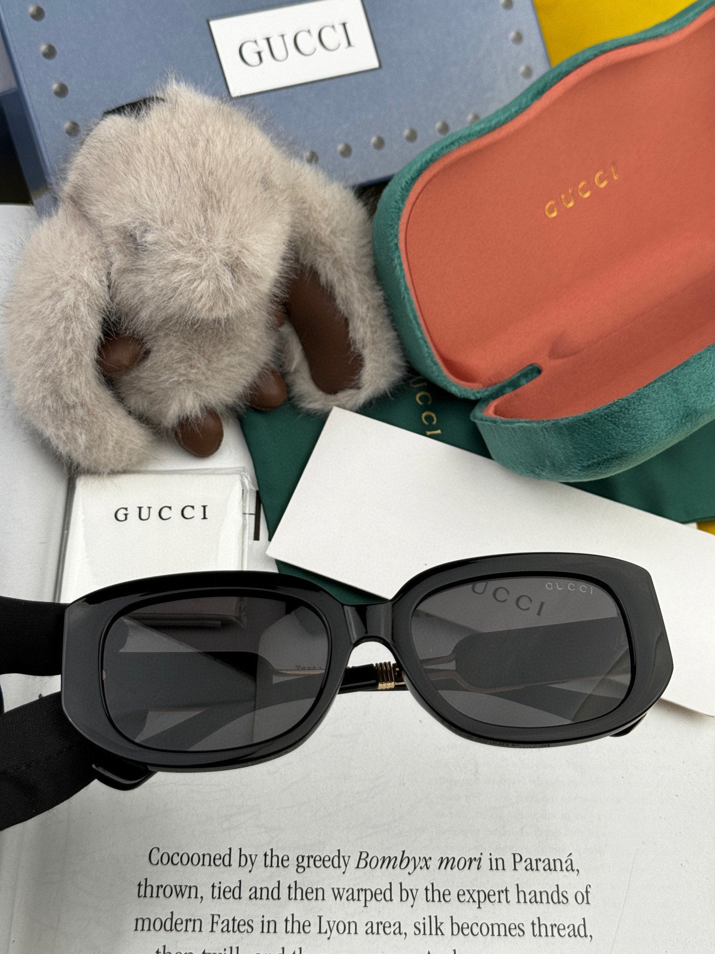 GUCCI RECTANGULAR FRAME SUNGLASSES G0320 IN ACETATE