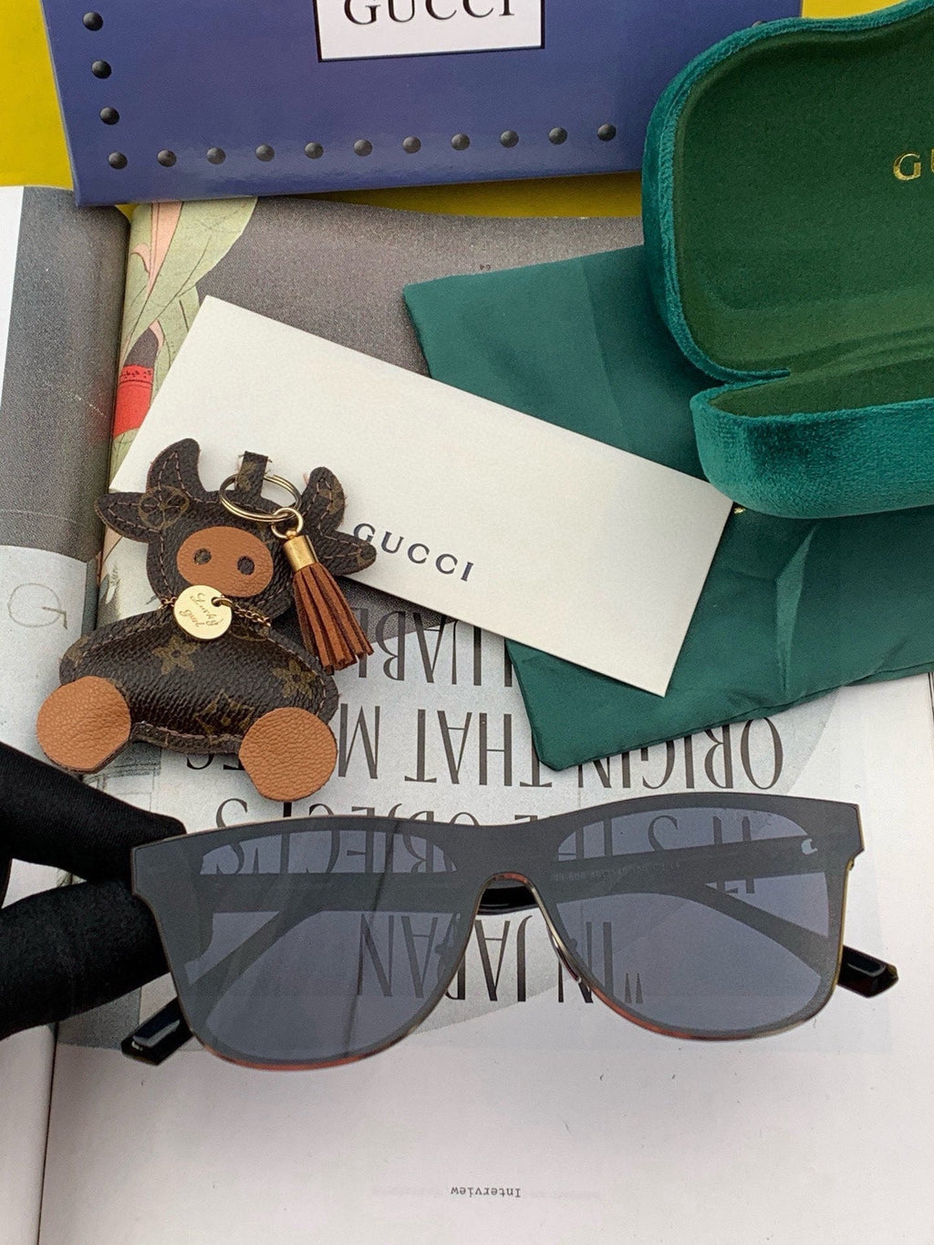 GUCCI SQUARE FRAME SUNGLASSES G3000 IN ACETATE