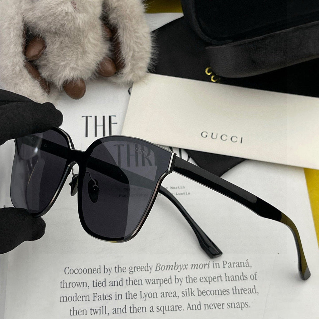 GUCCI RECTANGULAR FRAME METAL SUNGLASSES G380 IN ACETATE