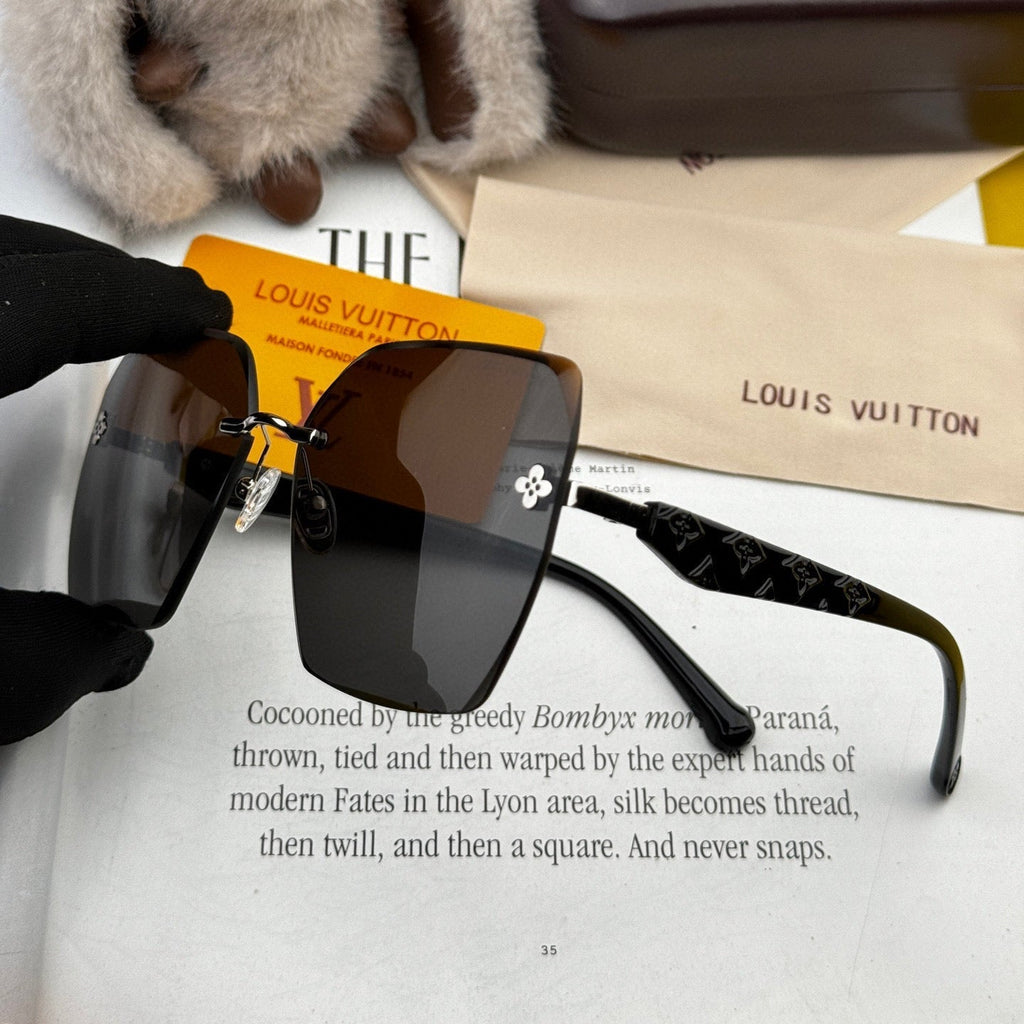 LOUIS VUITTON SQUARE SUNGLASSES L8612 IN ACETATE