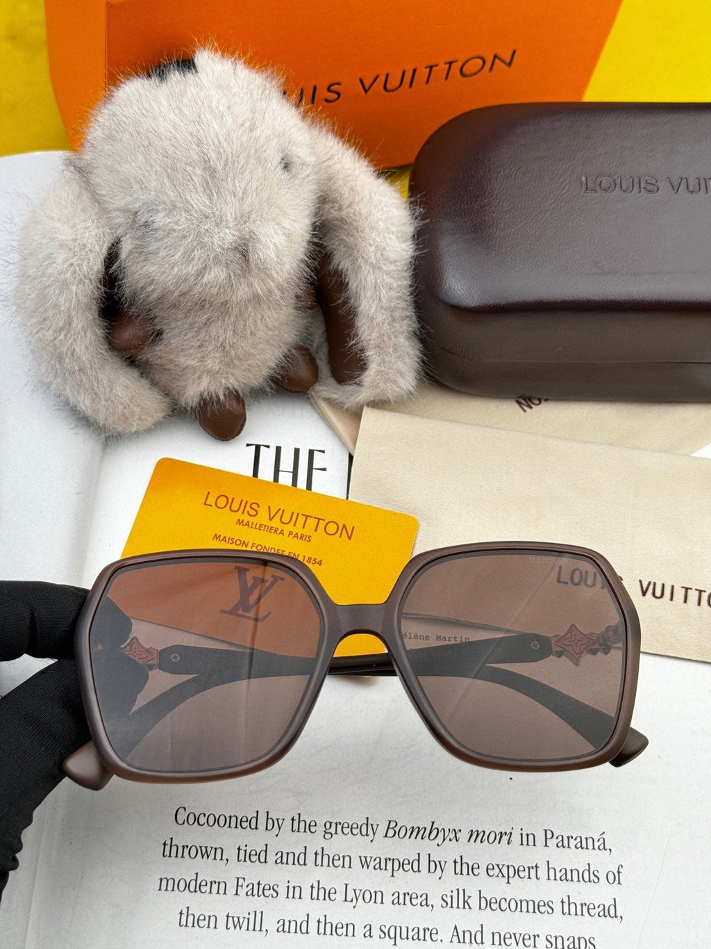 LOUIS VUITTON SQUARE SUNGLASSES L4612 IN ACETATE