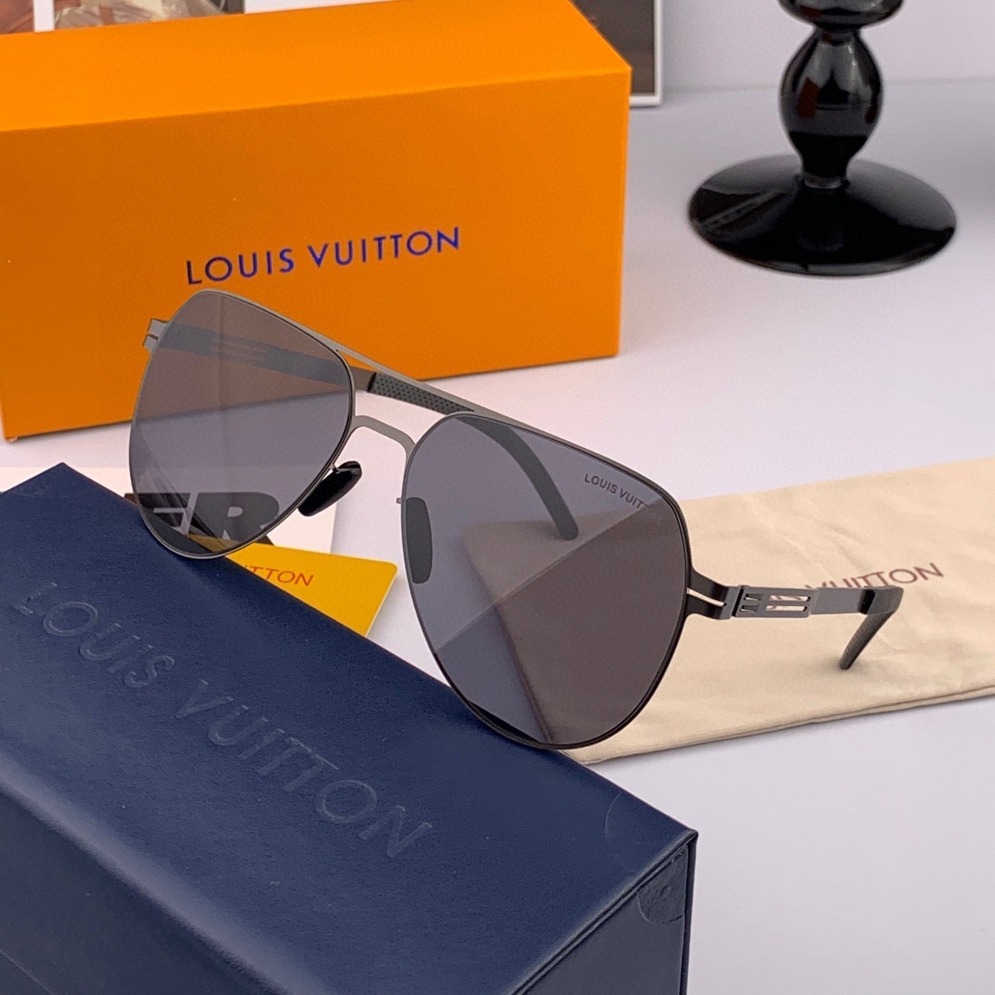 LOUIS VUITTON PILOT SUNGLASSES L186 IN METAL