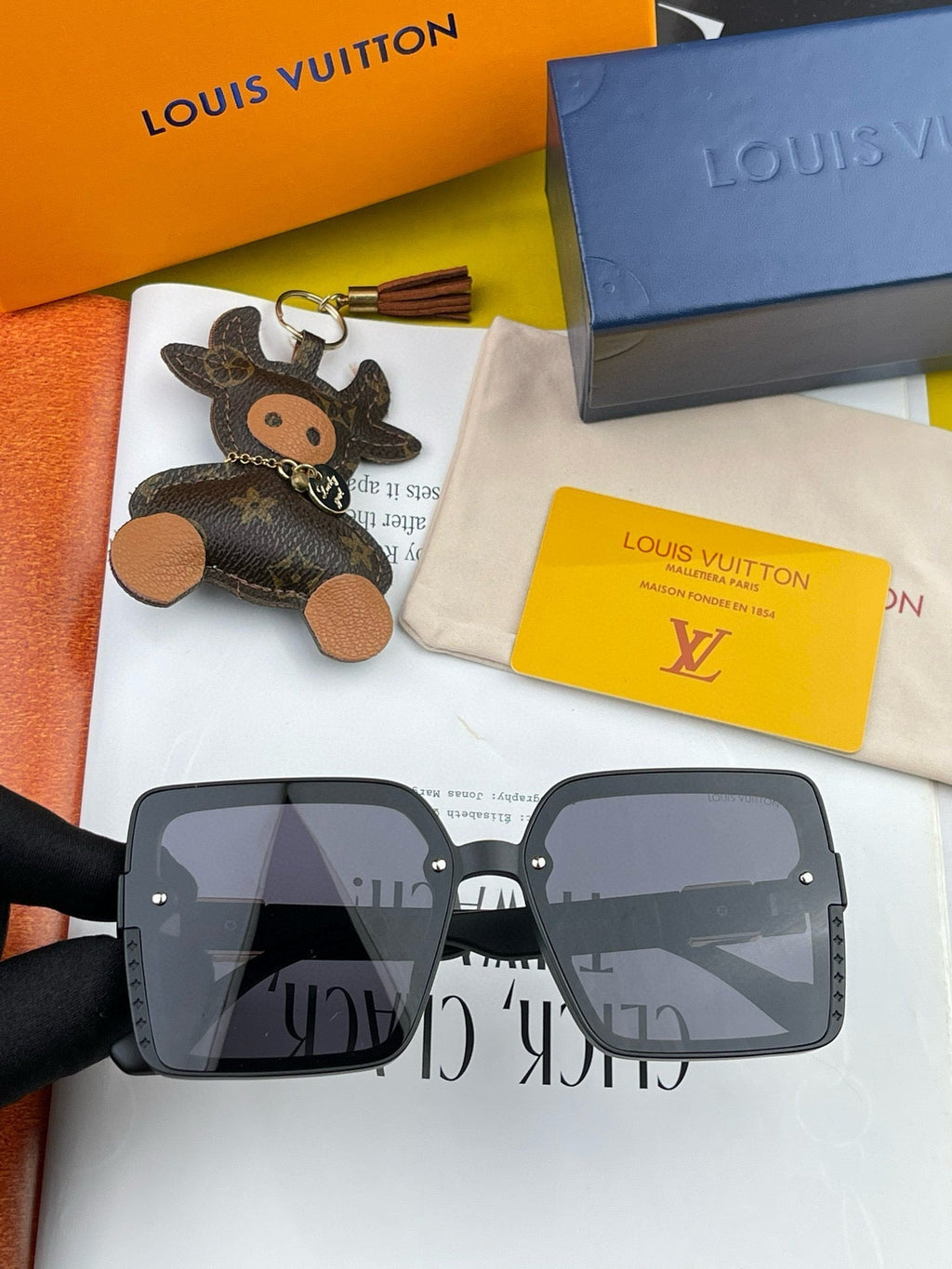 LOUIS VUITTON LARGE SQUARE SUNGLASSES L1845 IN ACETATE