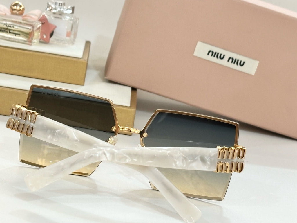 MIU MIU LOGO SQUARE SUNGLASSES MU117AV IN ACETATE