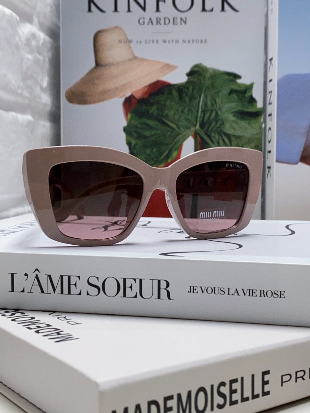 MIU MIU LOGO CAT EYE SUNGLASSES 513003 IN NUDE ACETATE