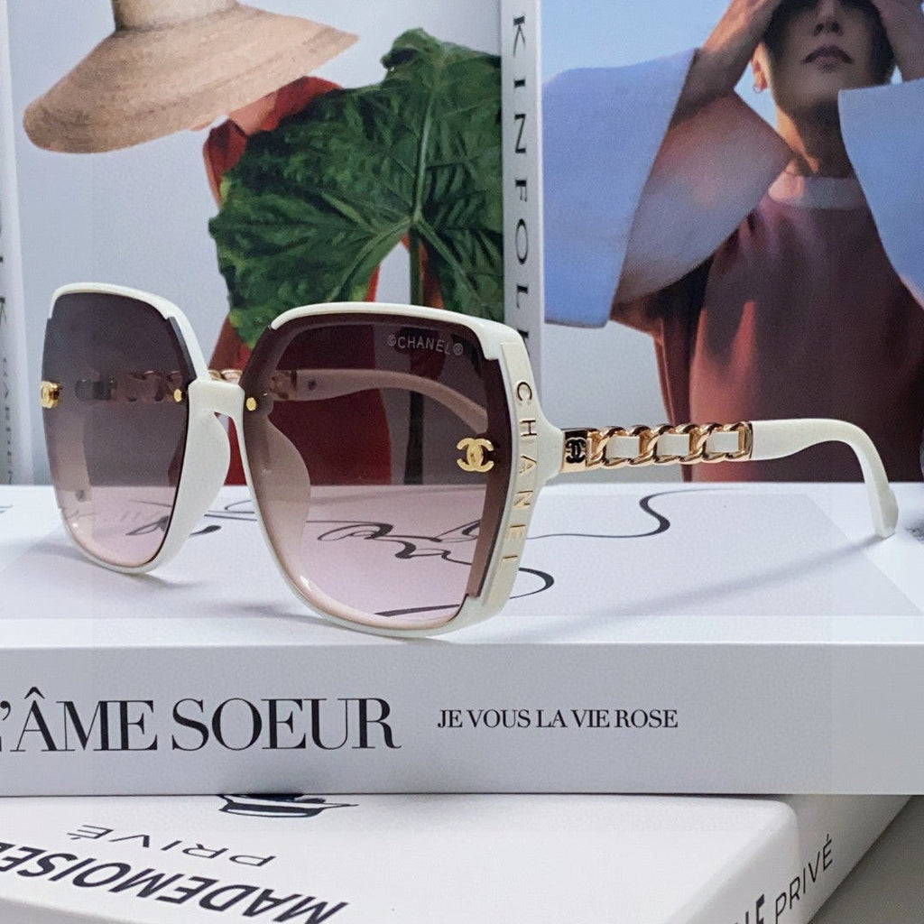 CHANEL SQUARE SUNGLASSES 632874 IN WHITE ACETATE