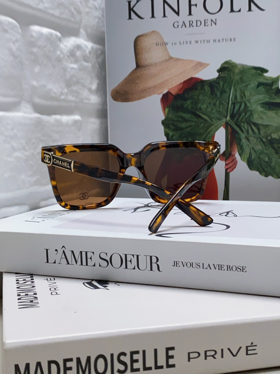 CHANEL SQUARE SUNGLASSES 632879 IN HAVANA ACETATE