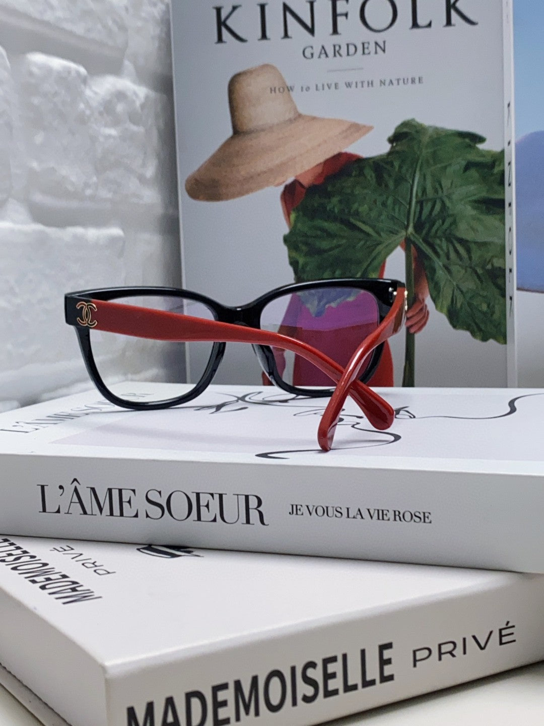 CHANEL SQUARE SUNGLASSES 632889 IN BLACK AND RED ACETATE