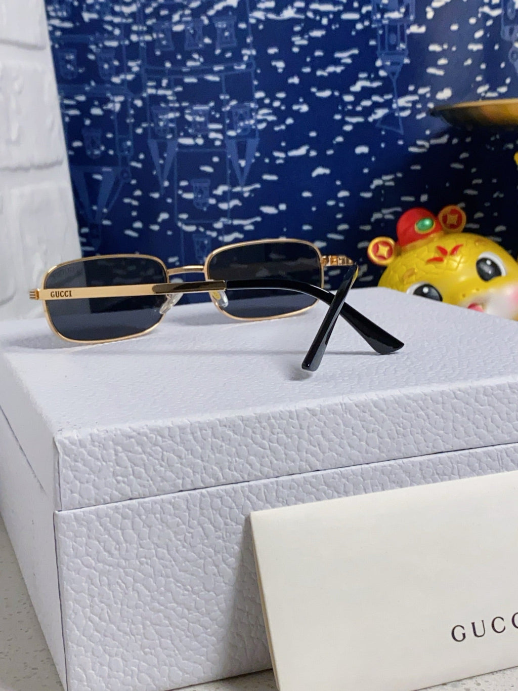GUCCI RECTANGULAR FRAME SUNGLASSES GG1457S IN METAL