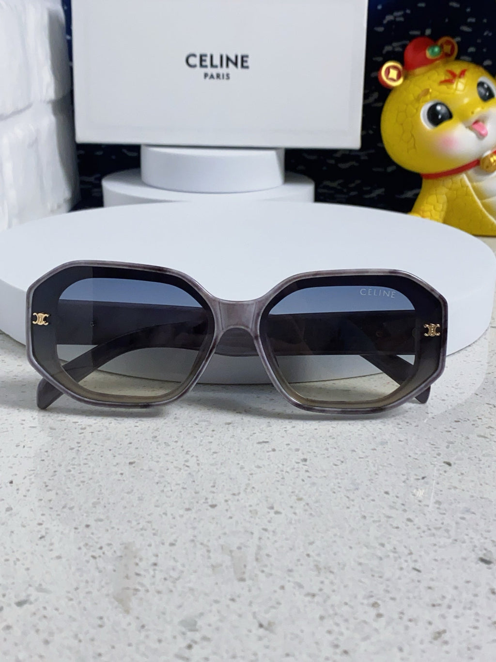 CELINE TRIOMPHE SQUARE SUNGLASSES 566740 IN MARBLED EFFECT ACETATE