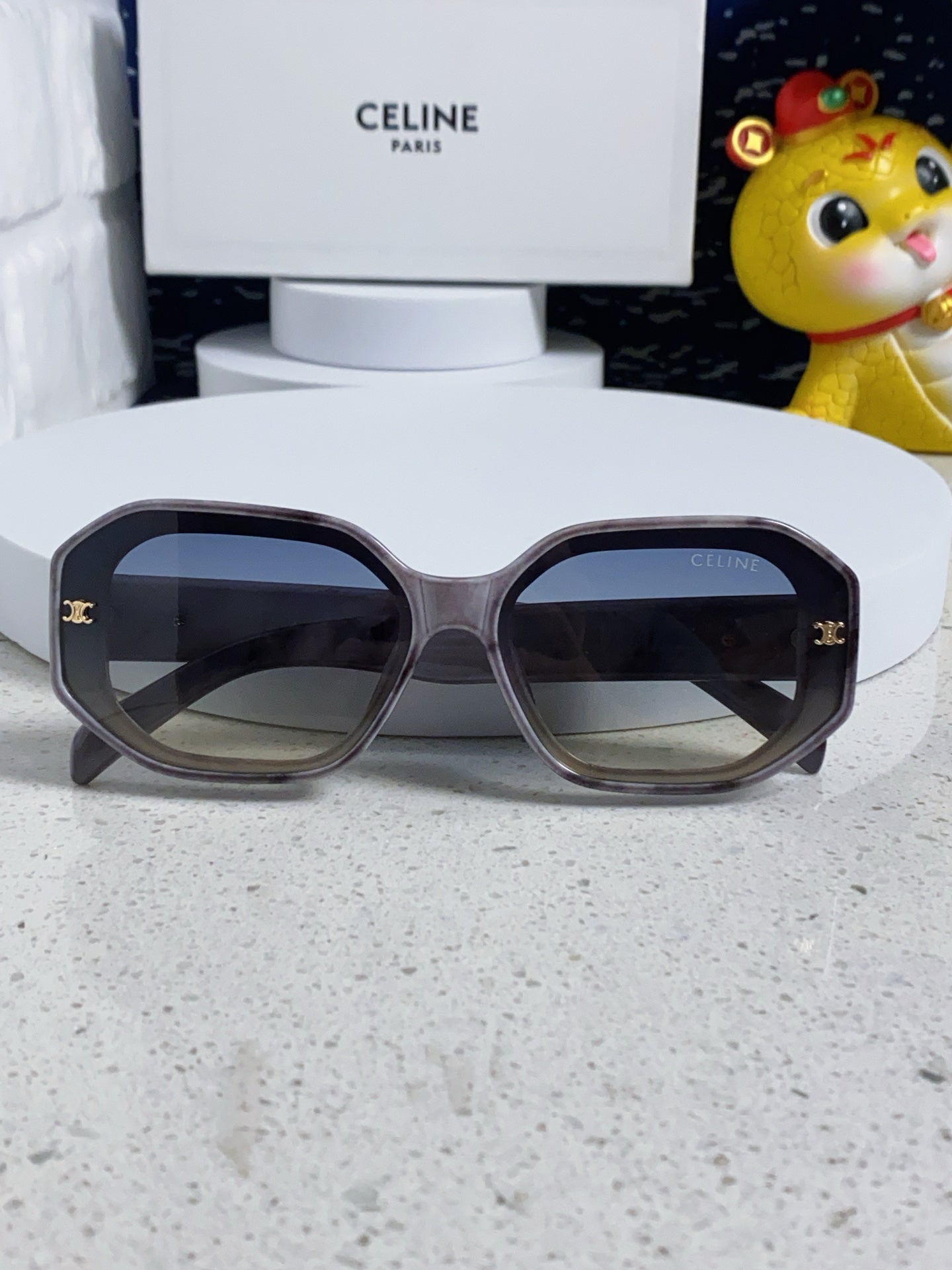 CELINE TRIOMPHE SQUARE SUNGLASSES 566740 IN MARBLED EFFECT ACETATE
