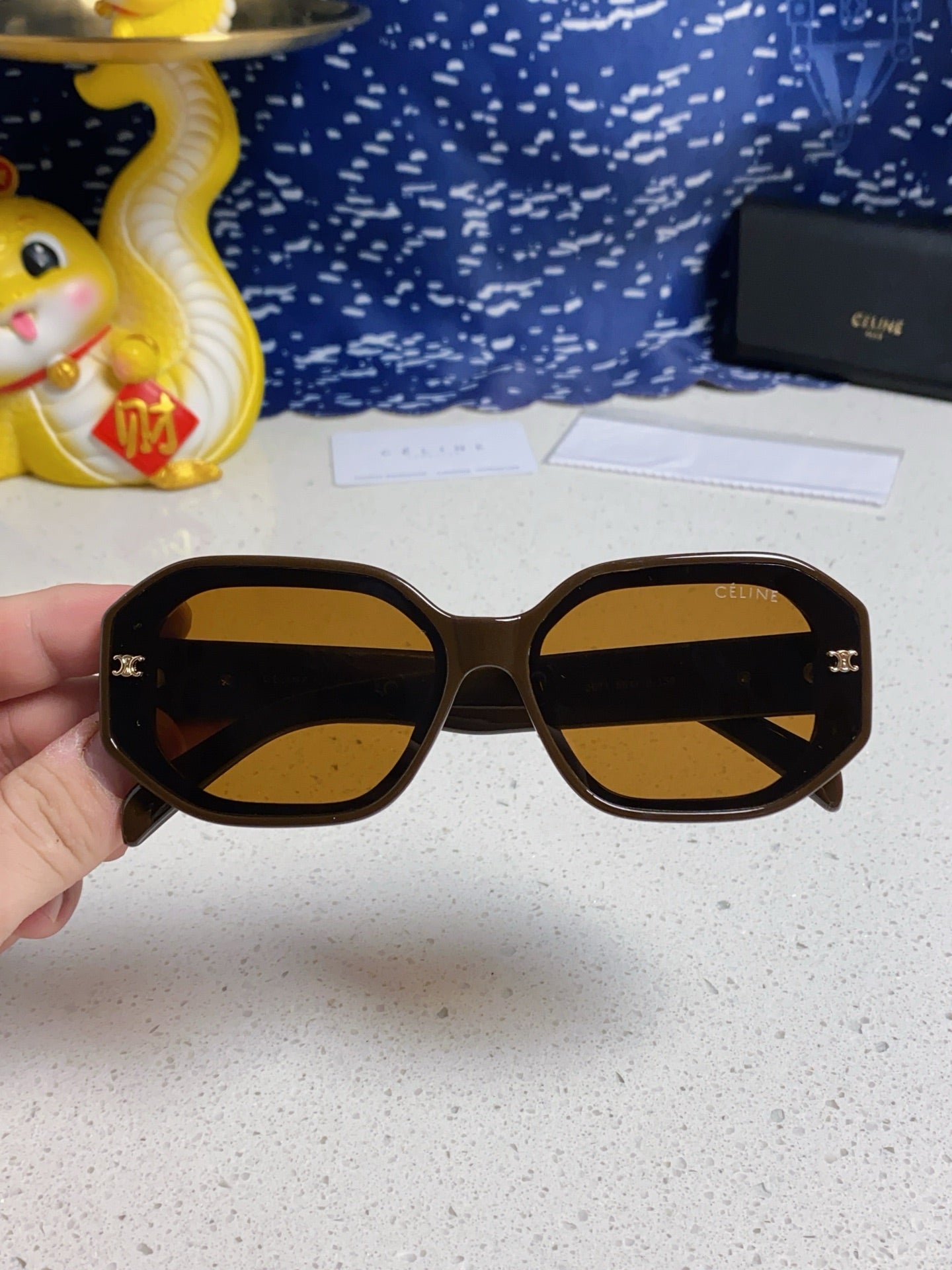 CELINE TRIOMPHE SQUARE SUNGLASSES 566742 IN CAMEL ACETATE