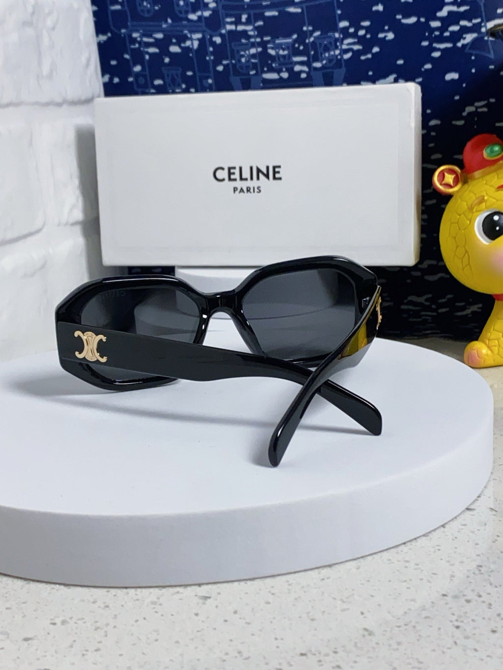CELINE TRIOMPHE SQUARE SUNGLASSES 566744 IN BLACK ACETATE