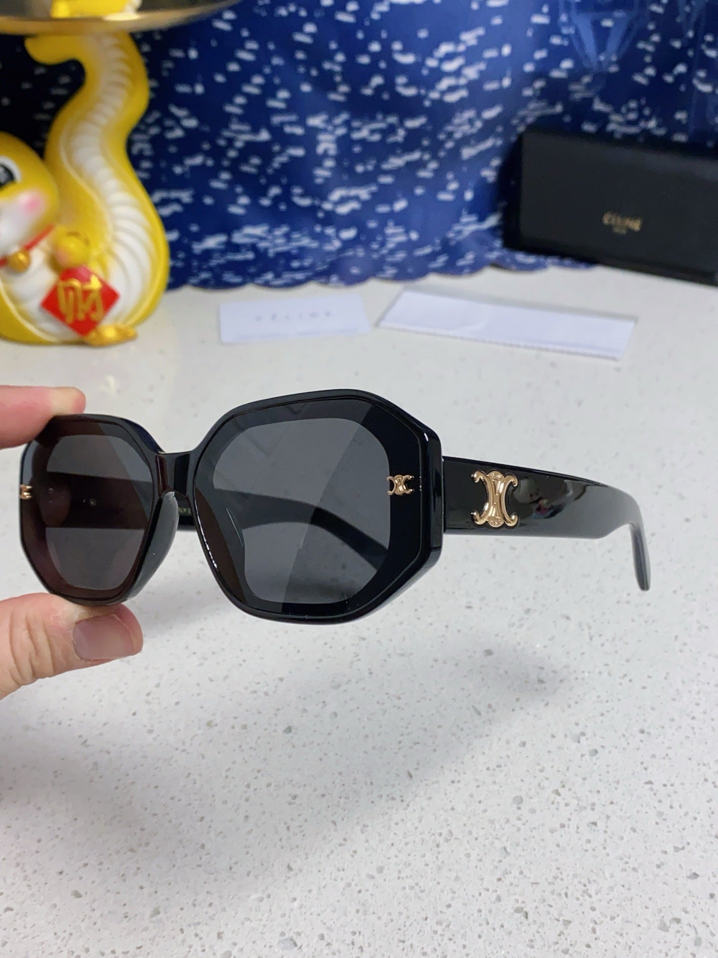 CELINE TRIOMPHE SQUARE SUNGLASSES 566744 IN BLACK ACETATE