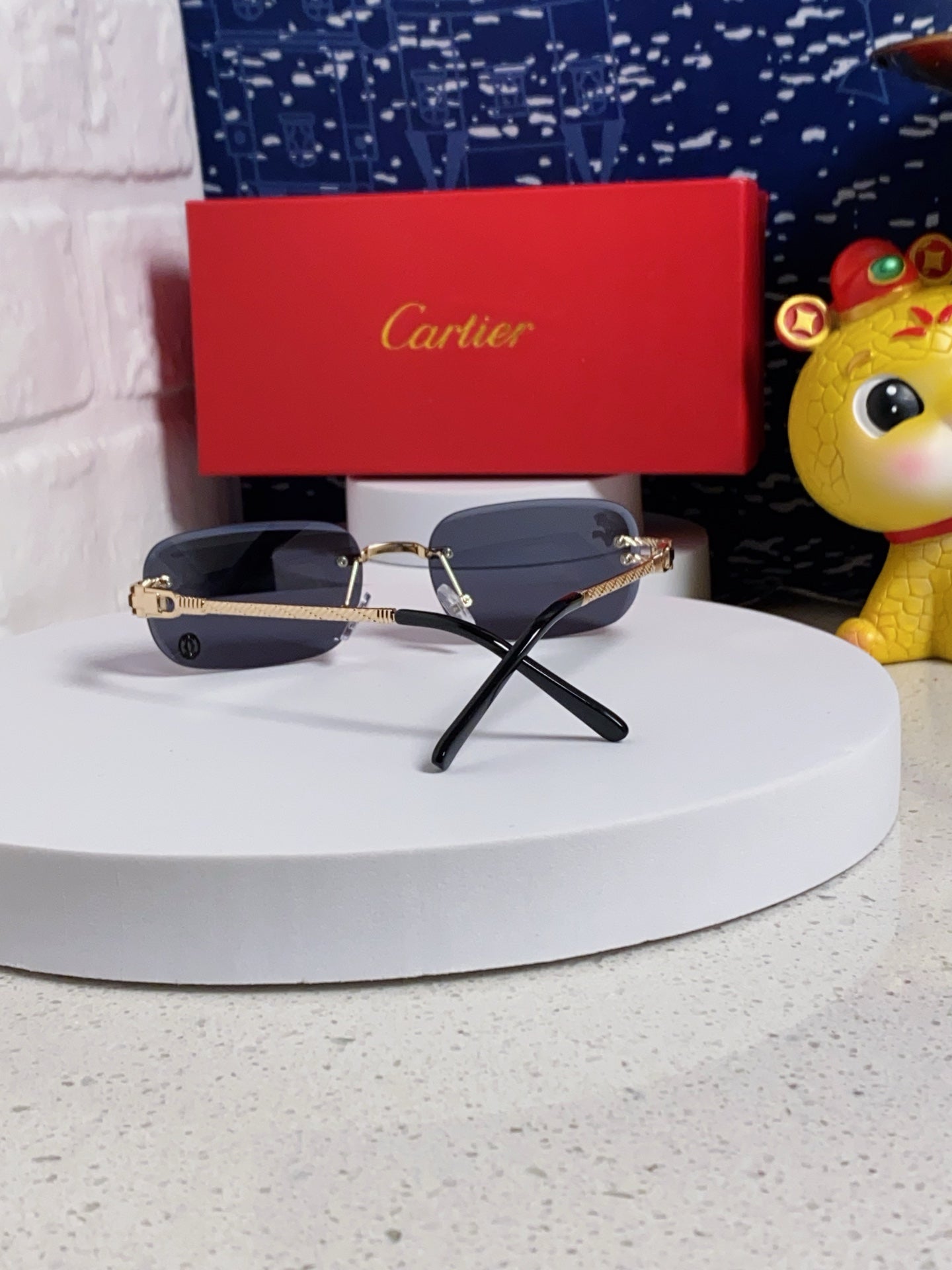 CARTIER SIGNATURE RECTANGULAR FRAME SUNGLASSES 533233 IN METAL