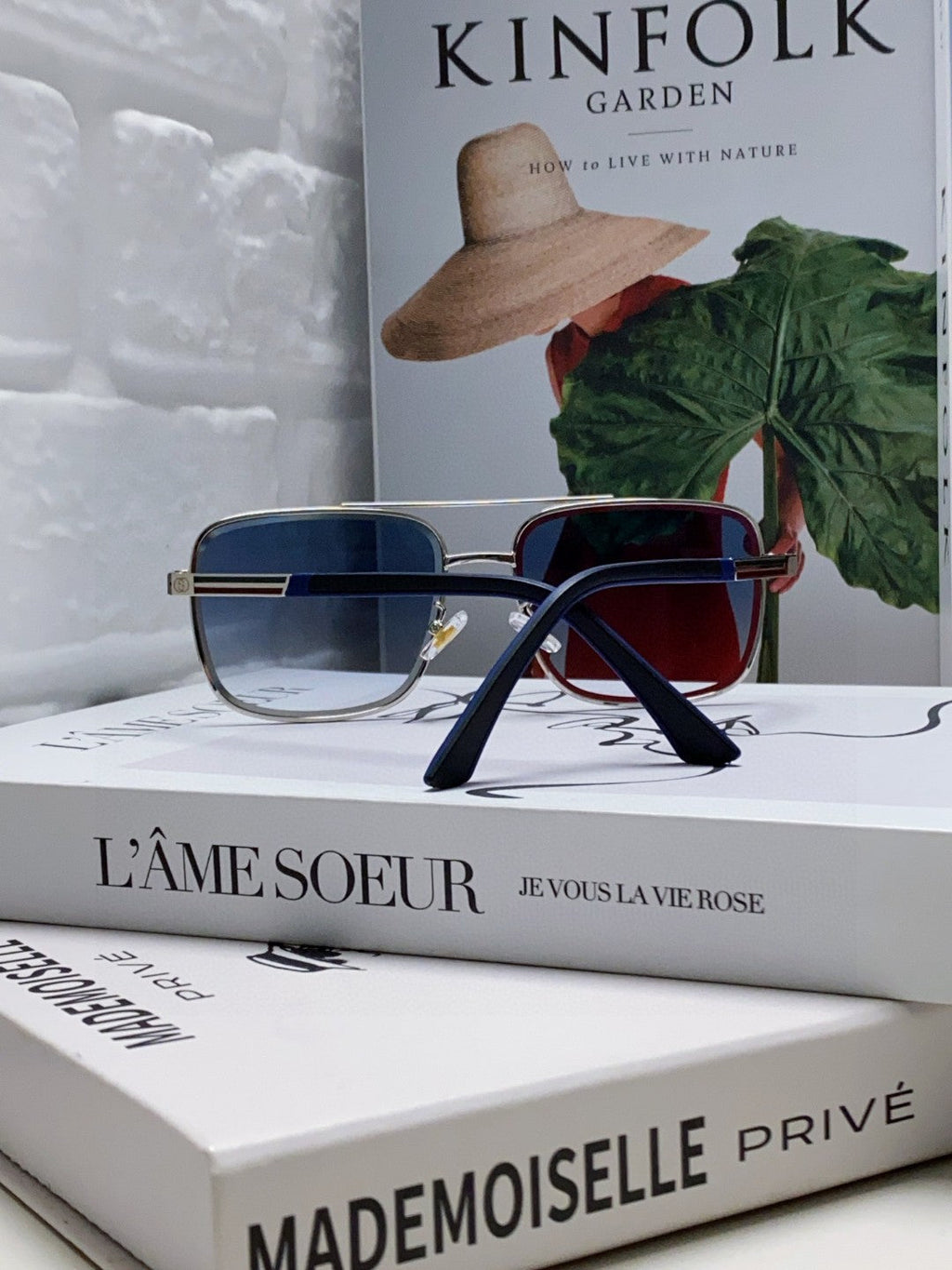 GUCCI SQUARE FRAME SUNGLASSES 570213 IN METAL