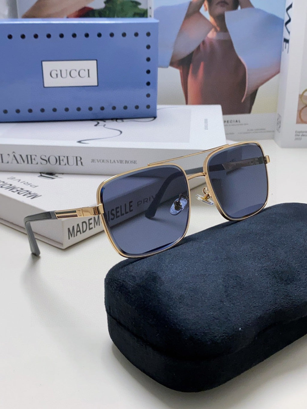 GUCCI SQUARE FRAME SUNGLASSES 570213 IN METAL