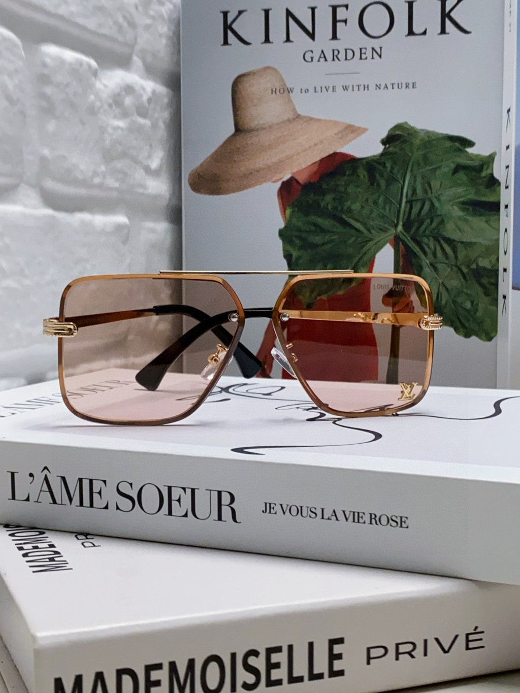 LOUIS VUITTON SQUARE SUNGLASSES 570262 IN GOLD METAL LIGHT BROWN LENS