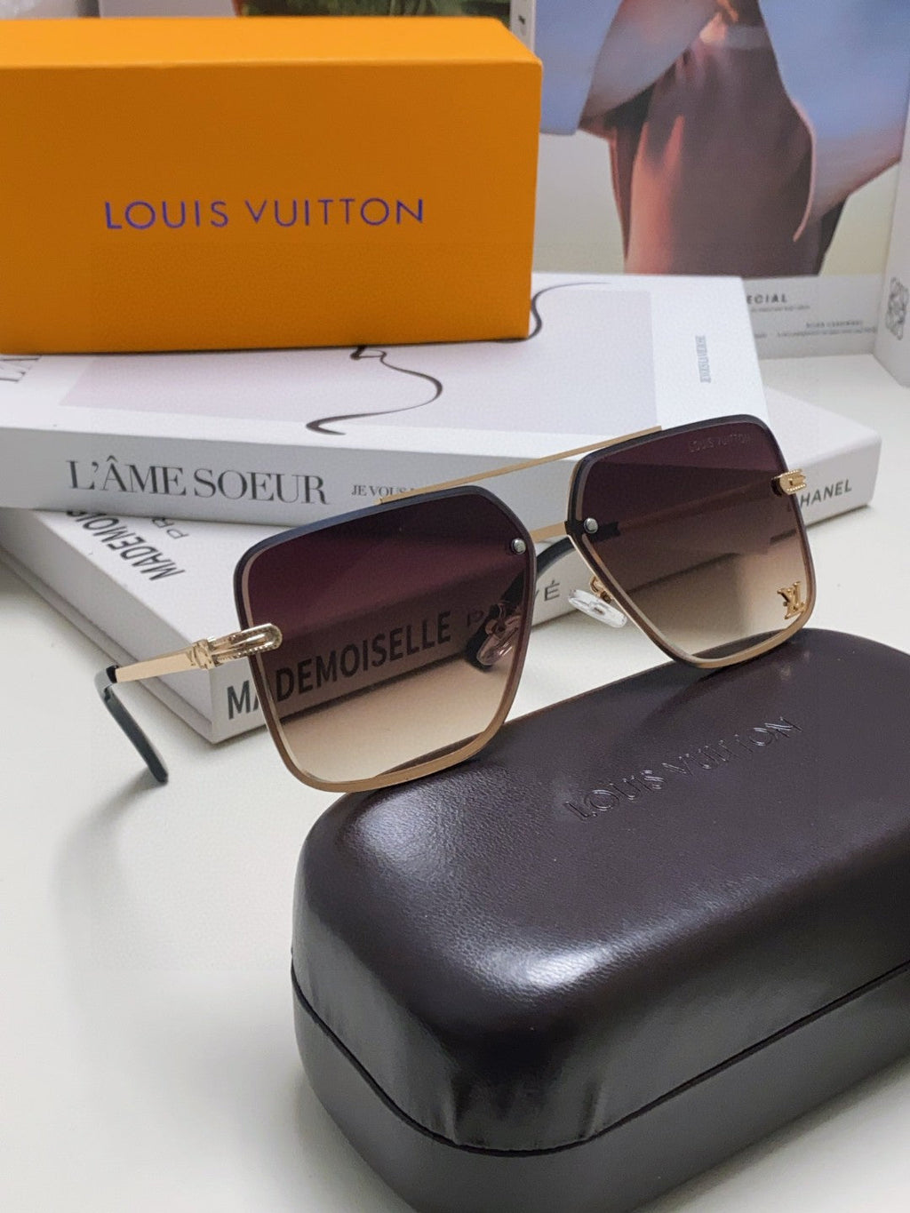LOUIS VUITTON SQUARE SUNGLASSES 570264 IN GOLD METAL BROWN SMOKE LENS