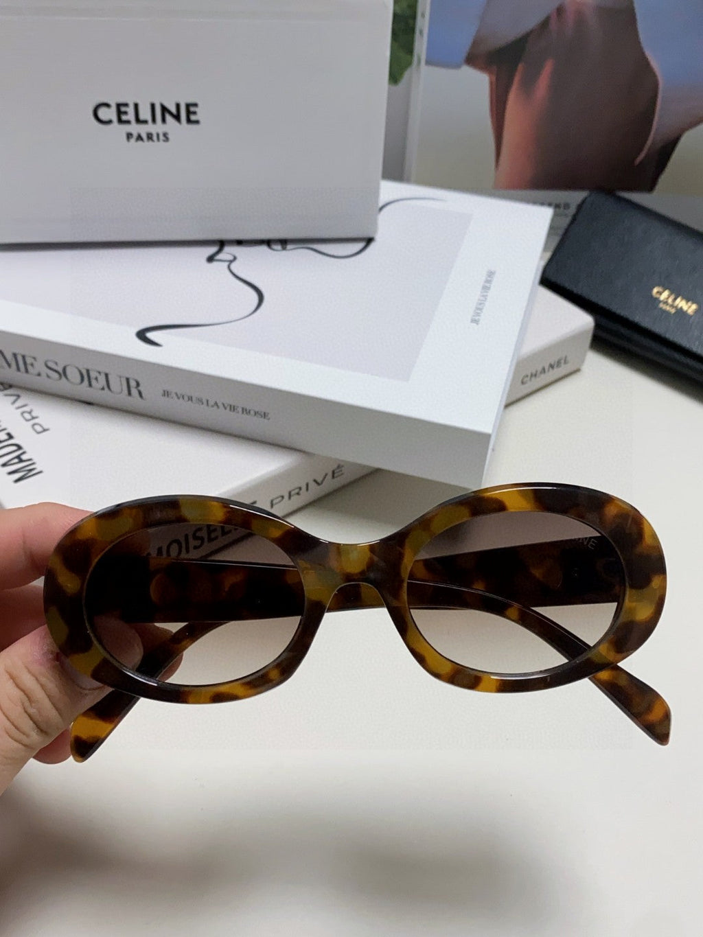 CELINE TRIOMPHE SUNGLASSES CL40194 IN ACETATE