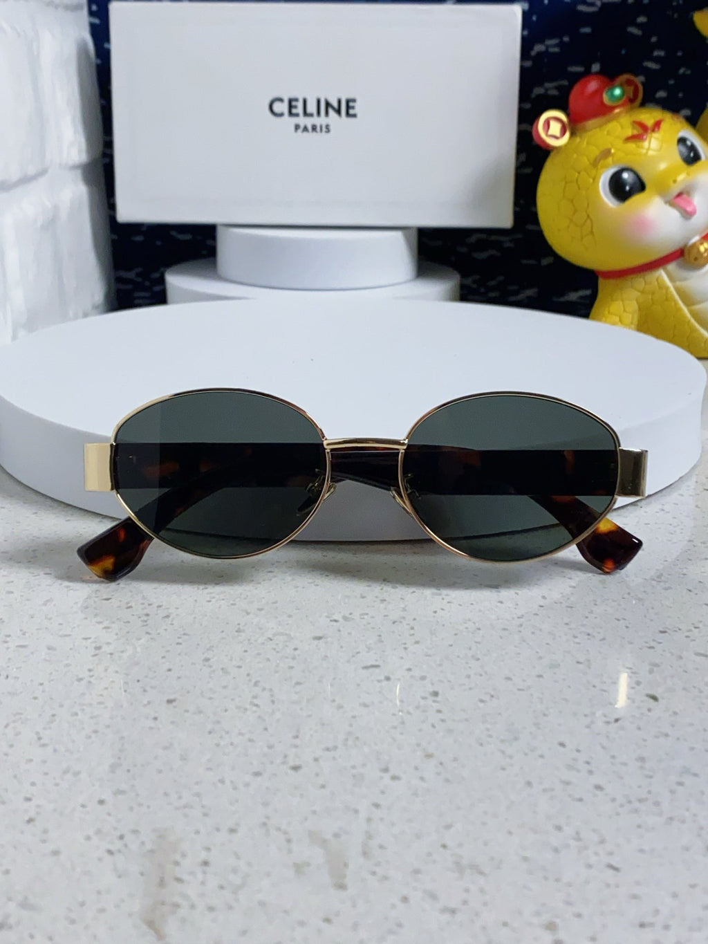 CELINE TRIOMPHE SUNGLASSES 538531 IN HAVANA ACETATE BLACK LENSES