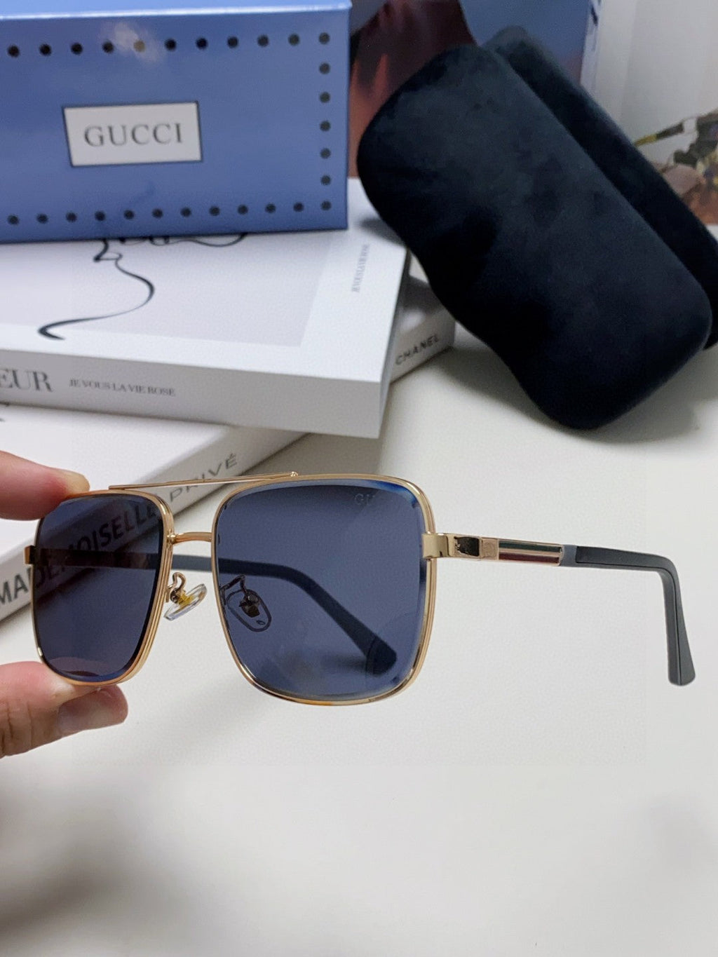 GUCCI SQUARE FRAME SUNGLASSES 576880 IN METAL