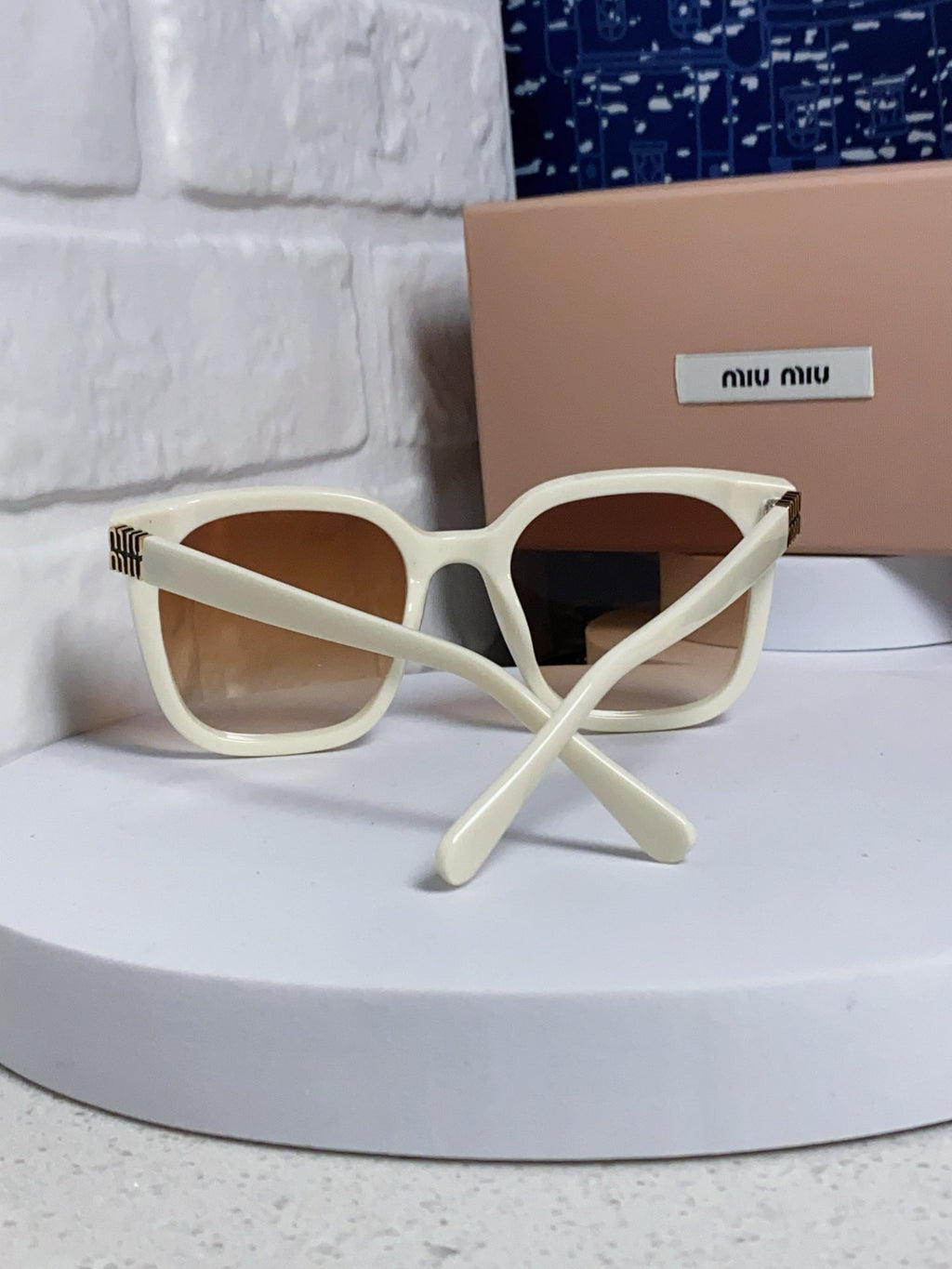 MIU MIU GLIMPSE SQUARE SUNGLASSES 554612 IN IVORY ACETATE