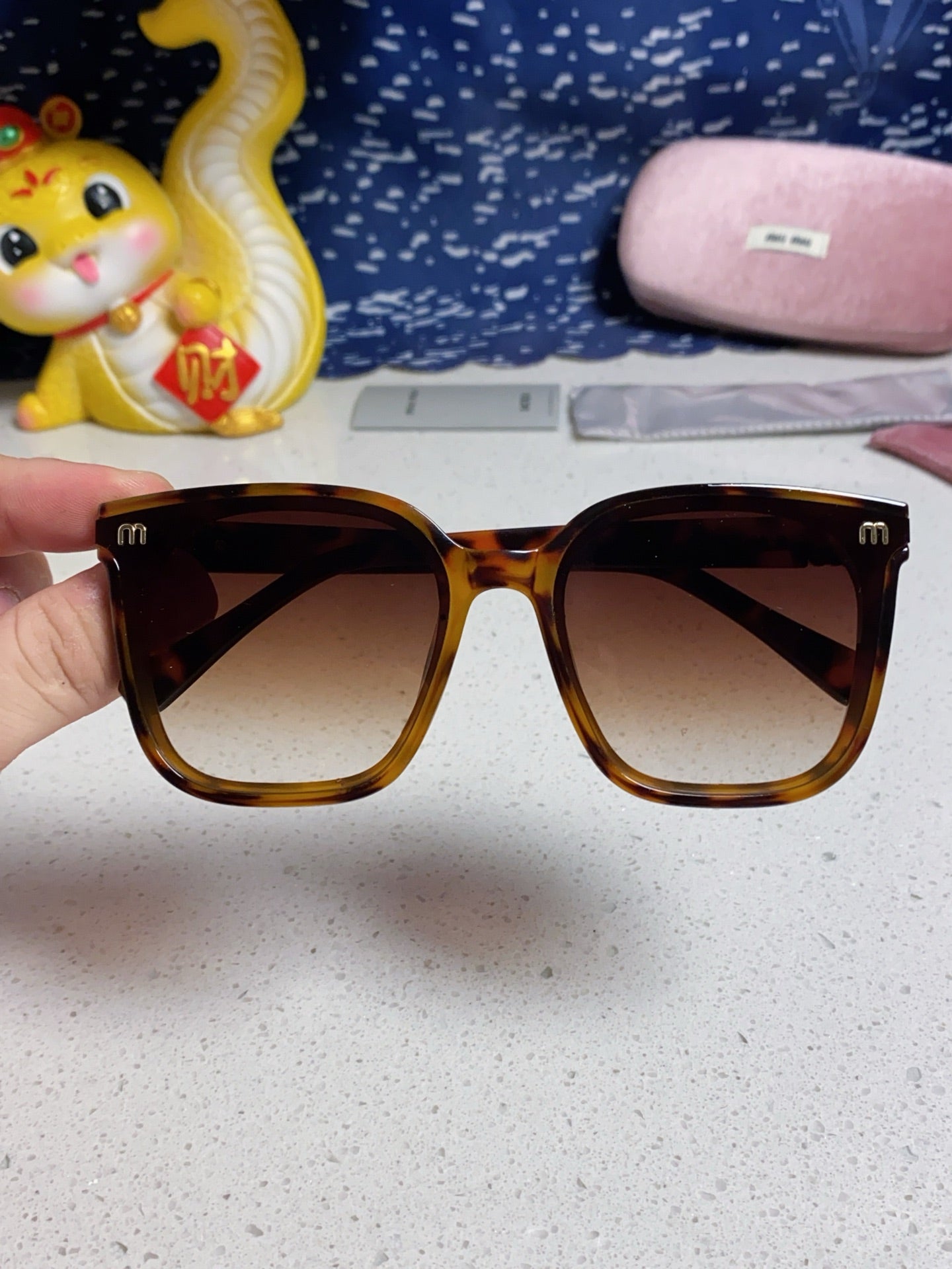 MIU MIU GLIMPSE SQUARE SUNGLASSES 554614 IN HAVANA ACETATE