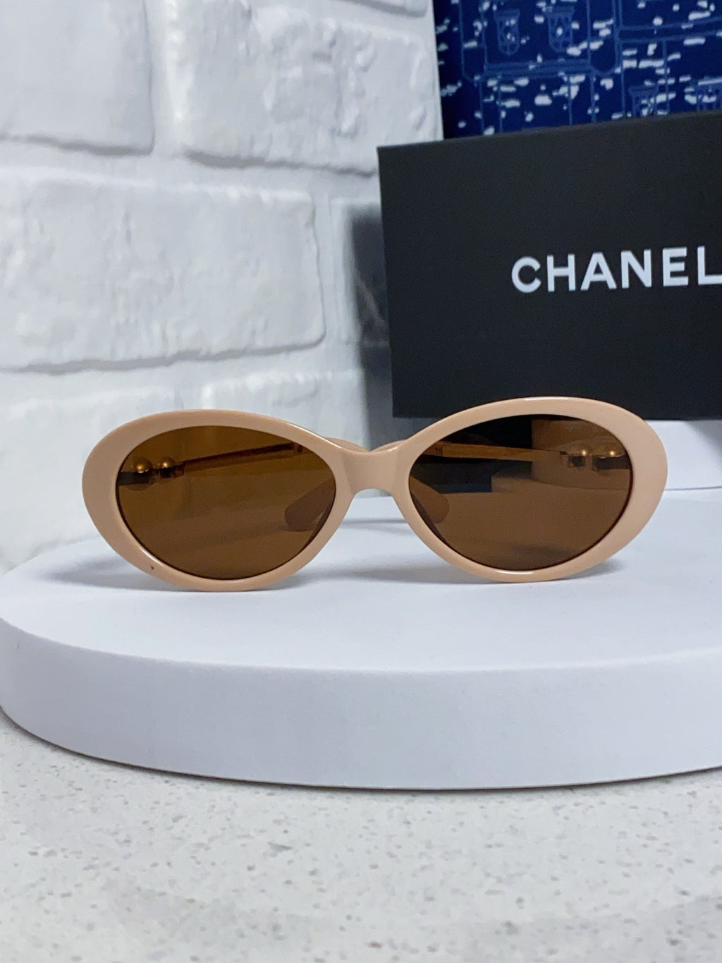 CHANEL OVAL SUNGLASSES 640341 IN NUDE ACETATE METAL FRAME