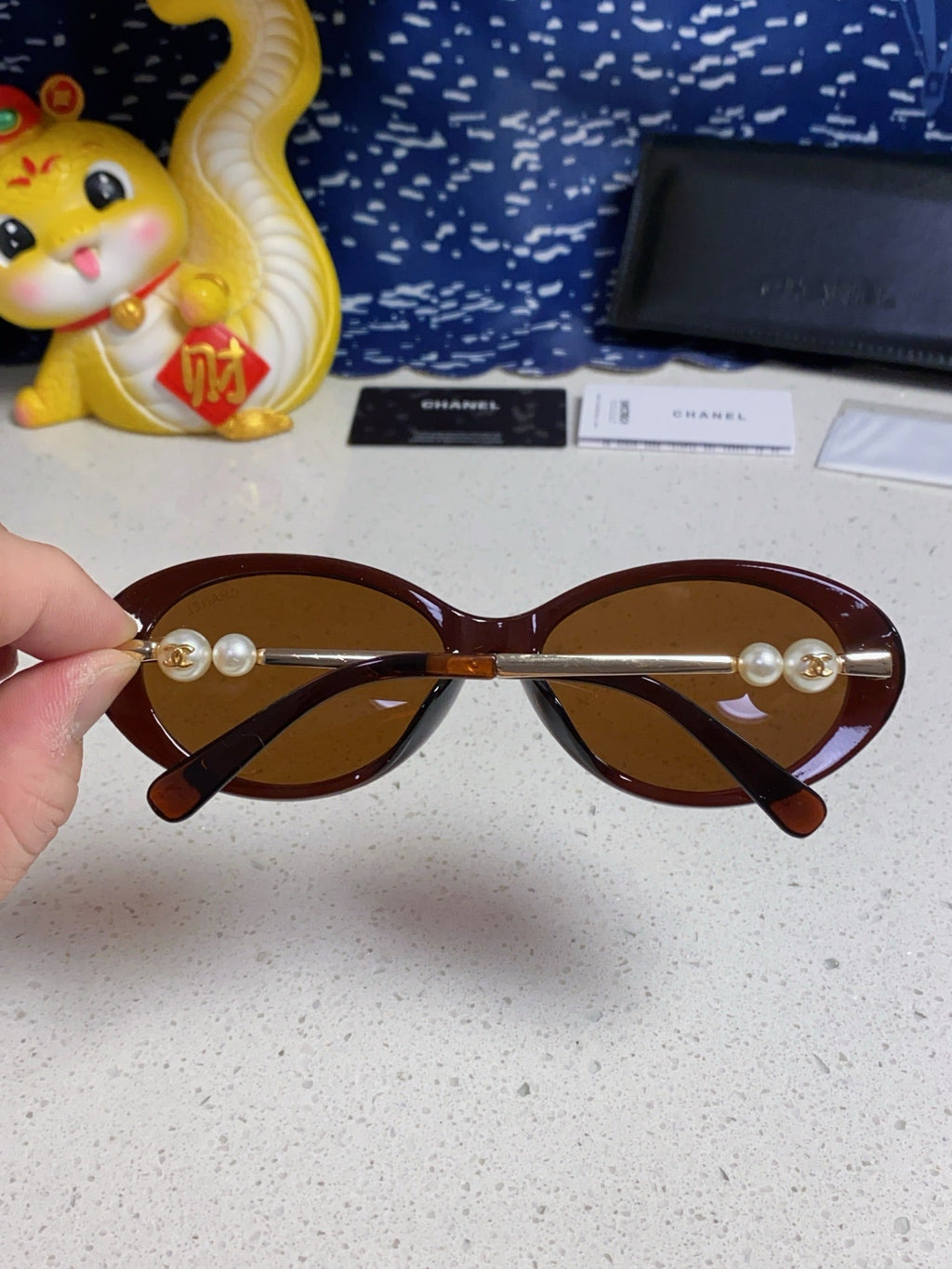 CHANEL OVAL SUNGLASSES 640342 IN BROWN CLEAR ACETATE METAL FRAME