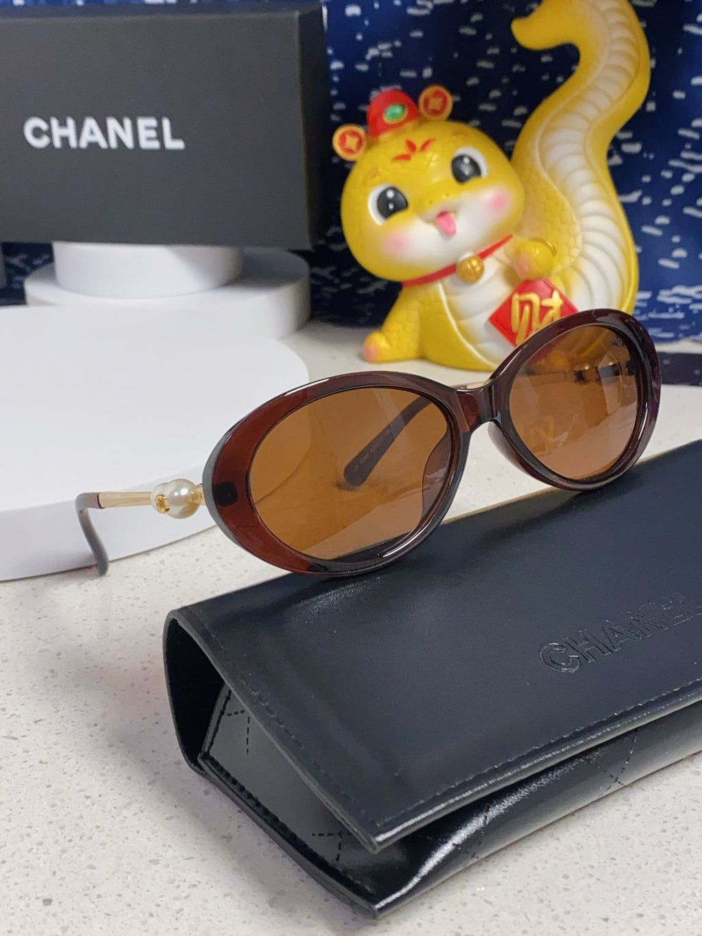 CHANEL OVAL SUNGLASSES 640342 IN BROWN CLEAR ACETATE METAL FRAME
