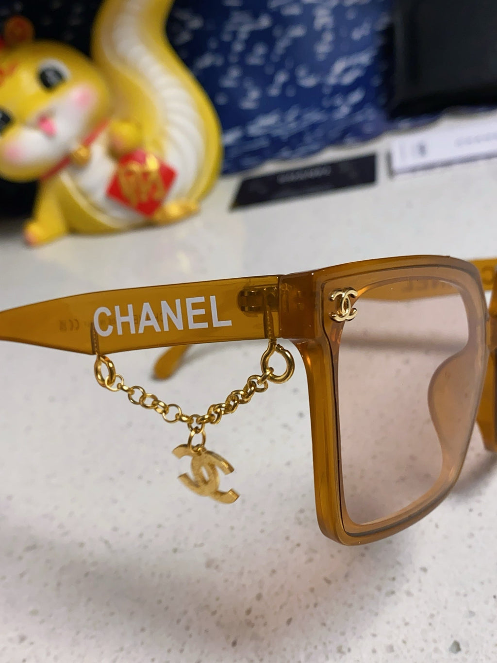 CHANEL SQUARE SUNGLASSES 641806 IN DARK YELLOW ACETATE
