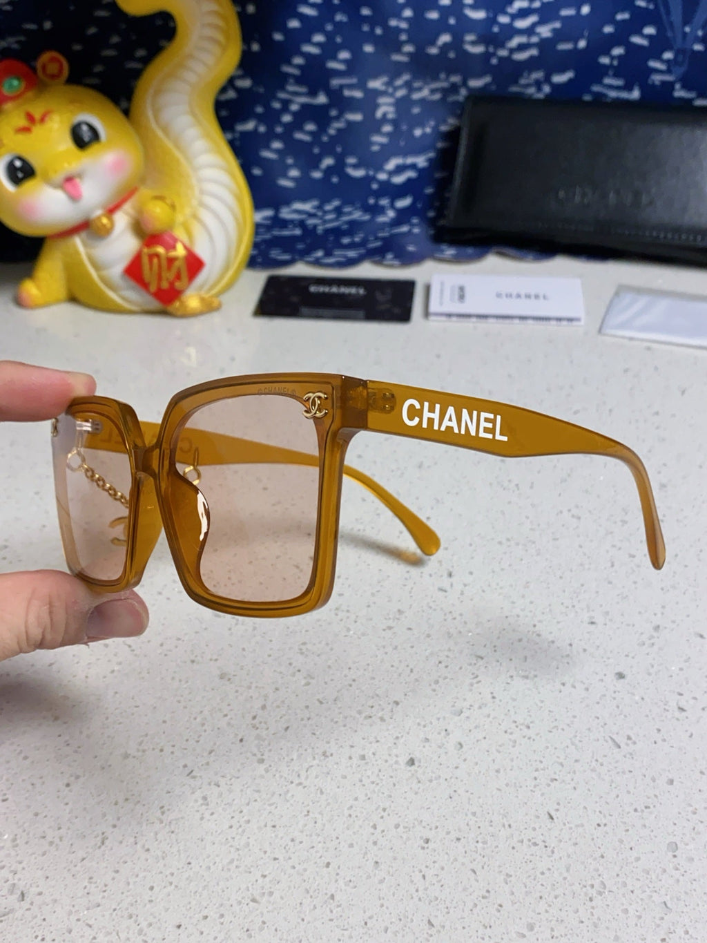 CHANEL SQUARE SUNGLASSES 641806 IN DARK YELLOW ACETATE