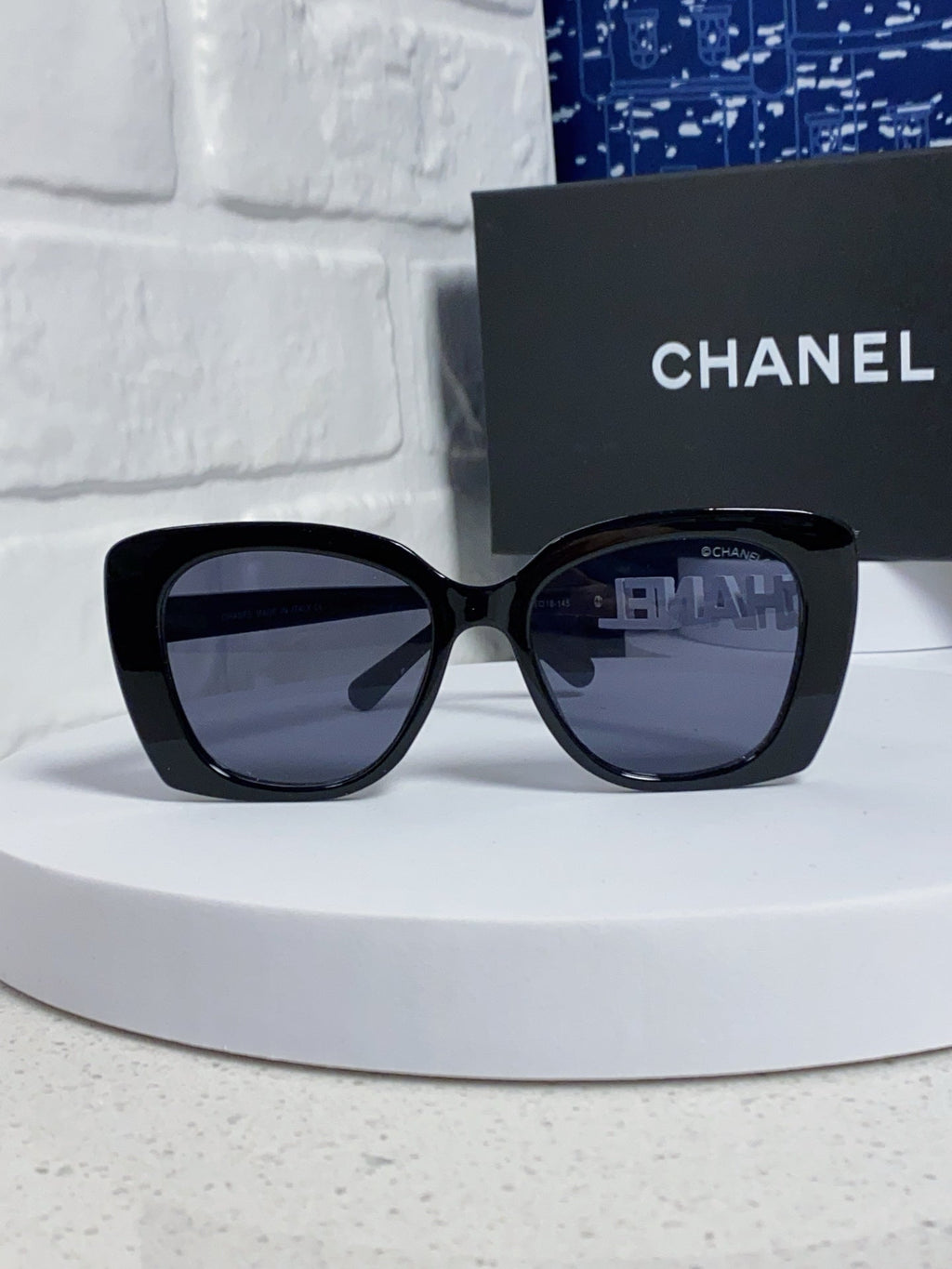 CHANEL BUTTERFLY SUNGLASSES 641815 IN BLACK ACETATE WHITE METAL LOGO
