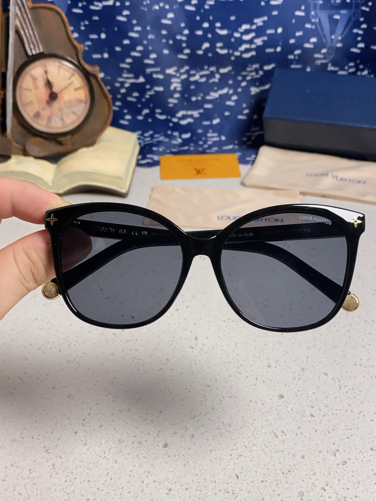 LOUIS VUITTON CAT EYE SUNGLASSES 573322 IN BLACK ACETATE MONOGRAM LOGO
