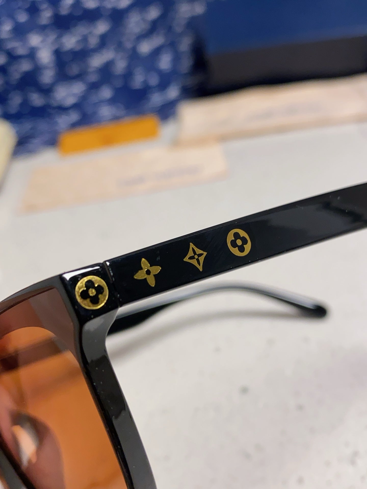 LOUIS VUITTON CAT EYE SUNGLASSES 571647 IN BLACK ACETATE BROWN LENS