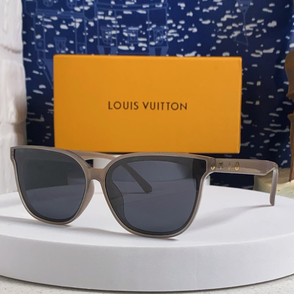 LOUIS VUITTON CAT EYE SUNGLASSES 571648 IN BEIGE CLEAR ACETATE
