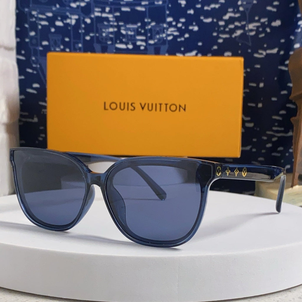 LOUIS VUITTON CAT EYE SUNGLASSES 571650 IN BLUE CLEAR ACETATE
